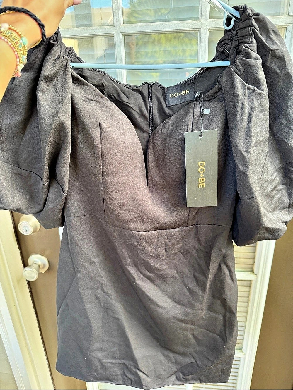DO+BE Puff Sleeve Romper in Black Size Small NWT